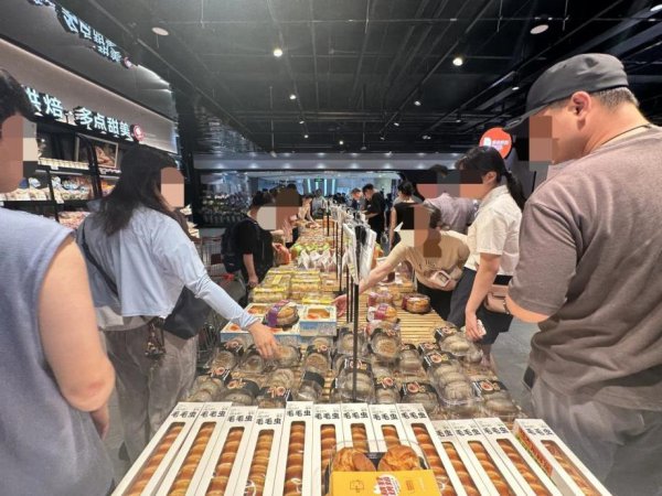 北京晚8点后的超市有多火爆？领导：买“上面”反而没实惠